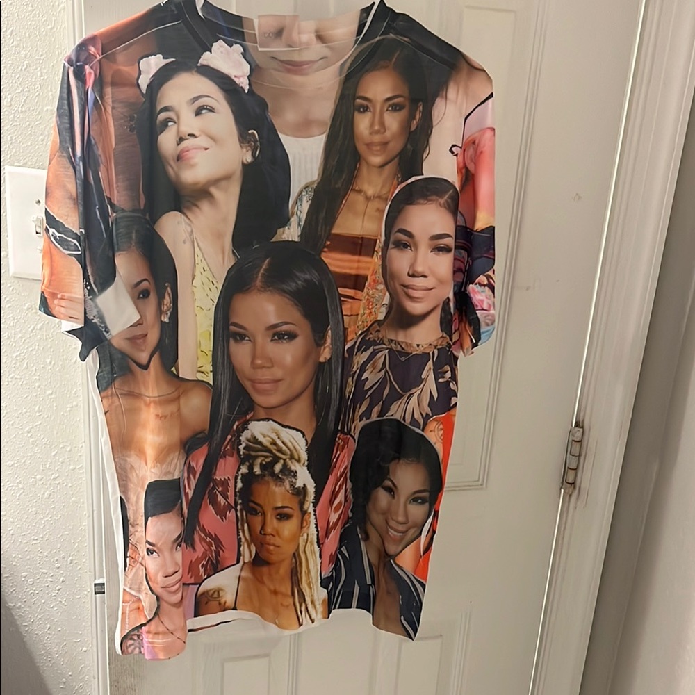 NEVER WORN Women's Jhene Aiko Multicolor Graphic T-Shirt
